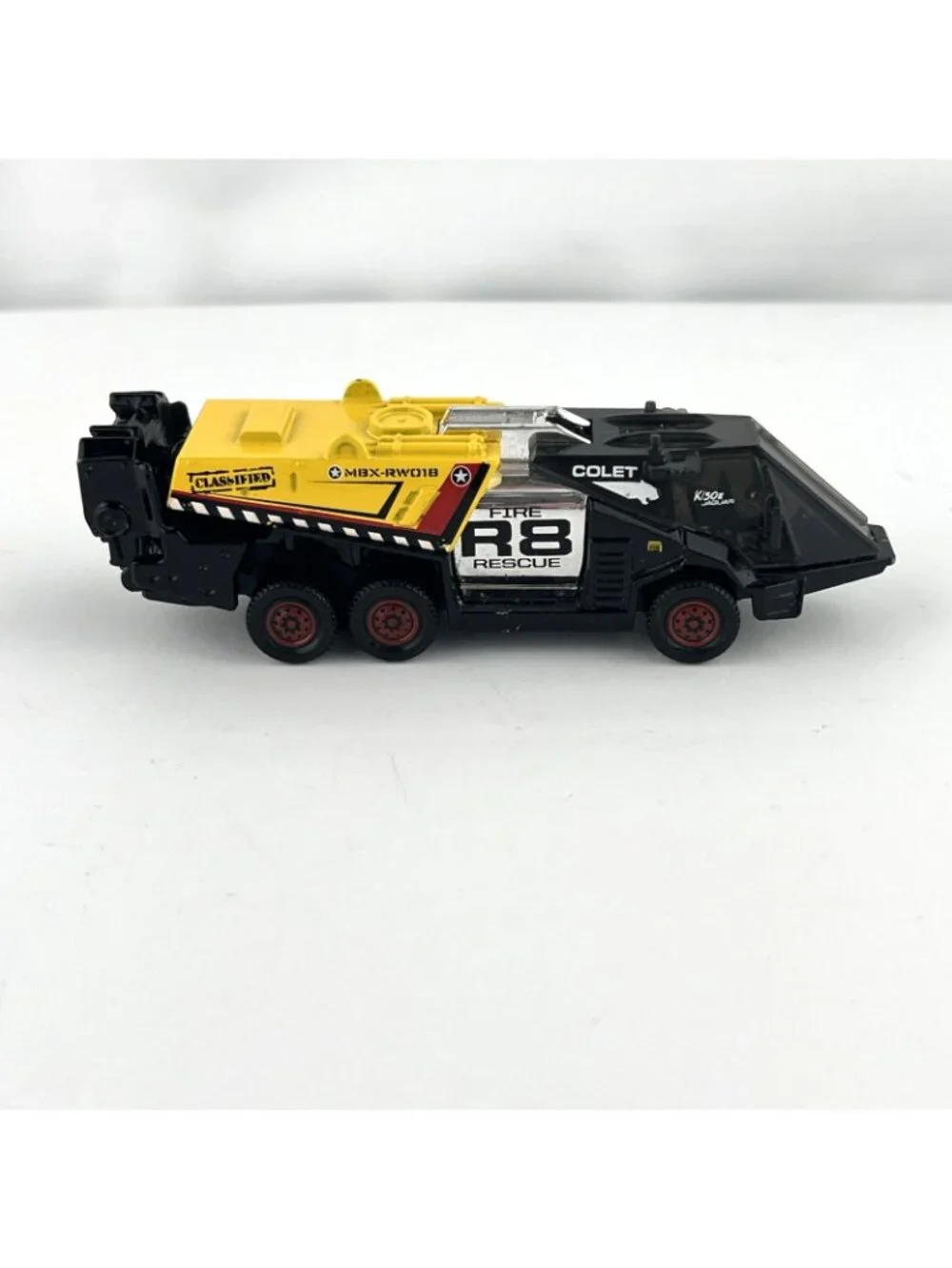 Matchbox Colet K/30 Jaguar R8 Fire Rescue Truck Yellow 2009